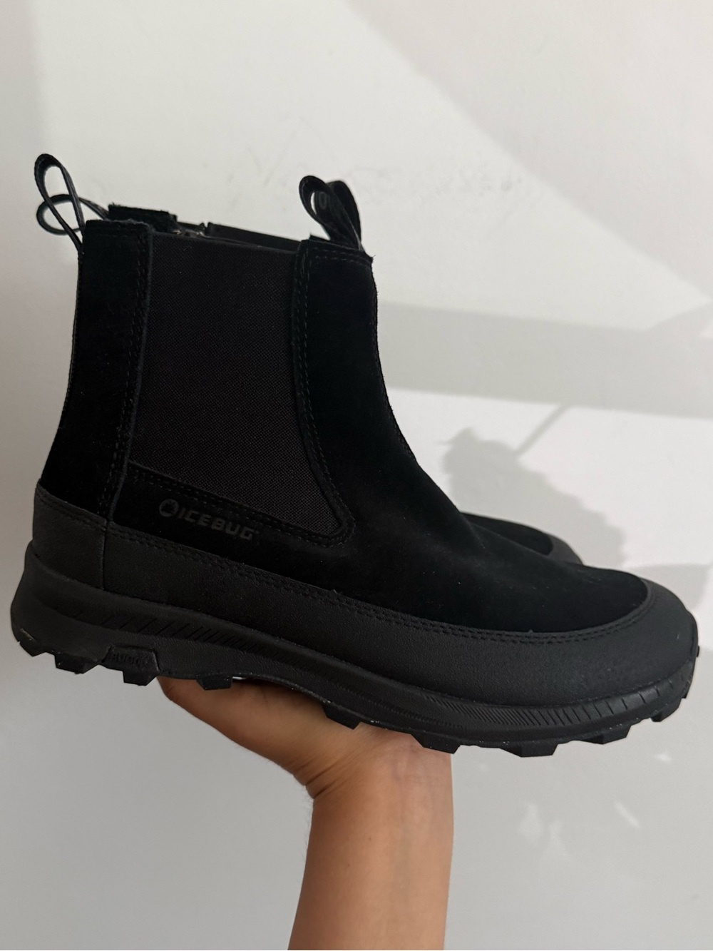 Icebug Boda BUGrip Black Winter Chelsea Boots Studded Traction Women’s size 8